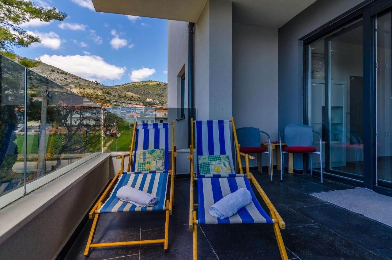 Apartment Rozalia Trogir Exterior foto