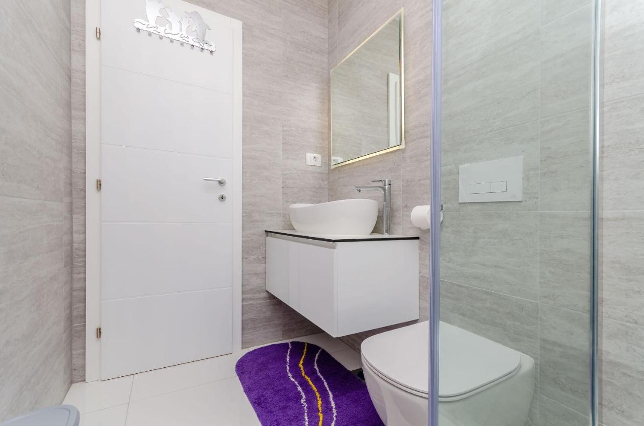 Apartment Rozalia Trogir Exterior foto